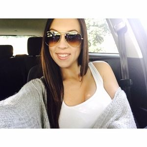 Meet your Posher, Brittany